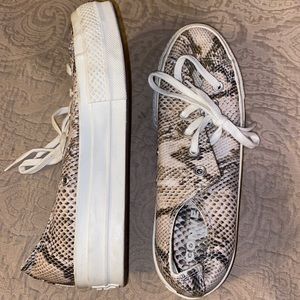 Snakeskin Platform Low Top (Converse)!